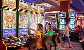 kediritoto login platform interface showing slot games, live dealer tables, and sportsbook markets